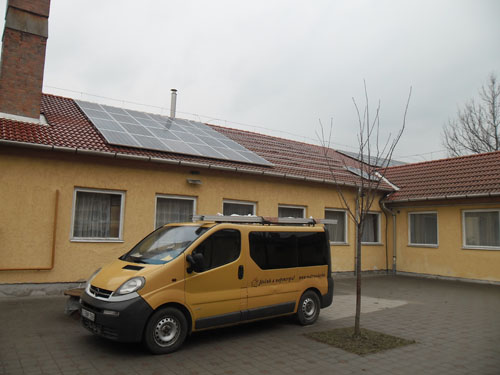 Besenyőtelek Polgármesteri hivatal 6kW-os rendszer 24db napelemmel